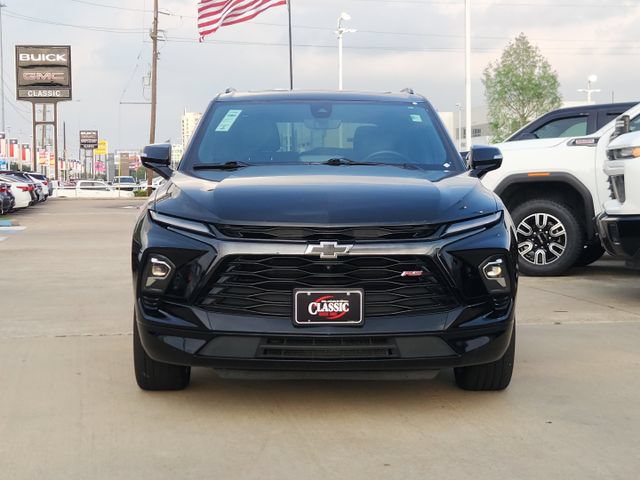 Used 2023 Chevrolet Blazer RS w/ Driver Confidence II Package FWD image 2