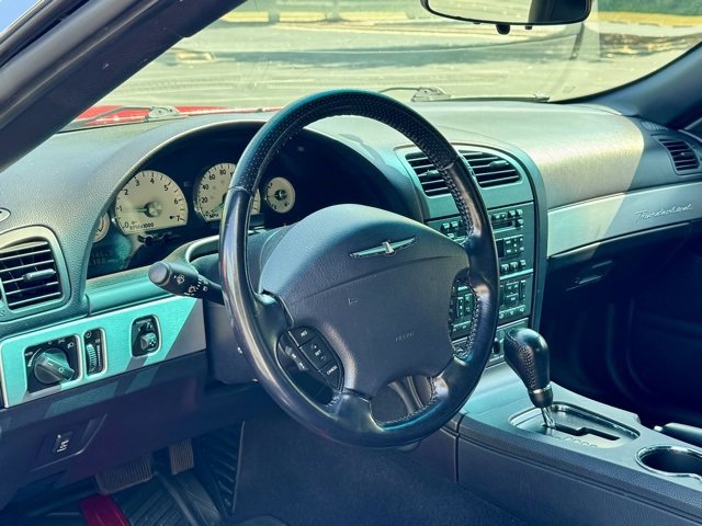 Used 2003 Ford Thunderbird image 25