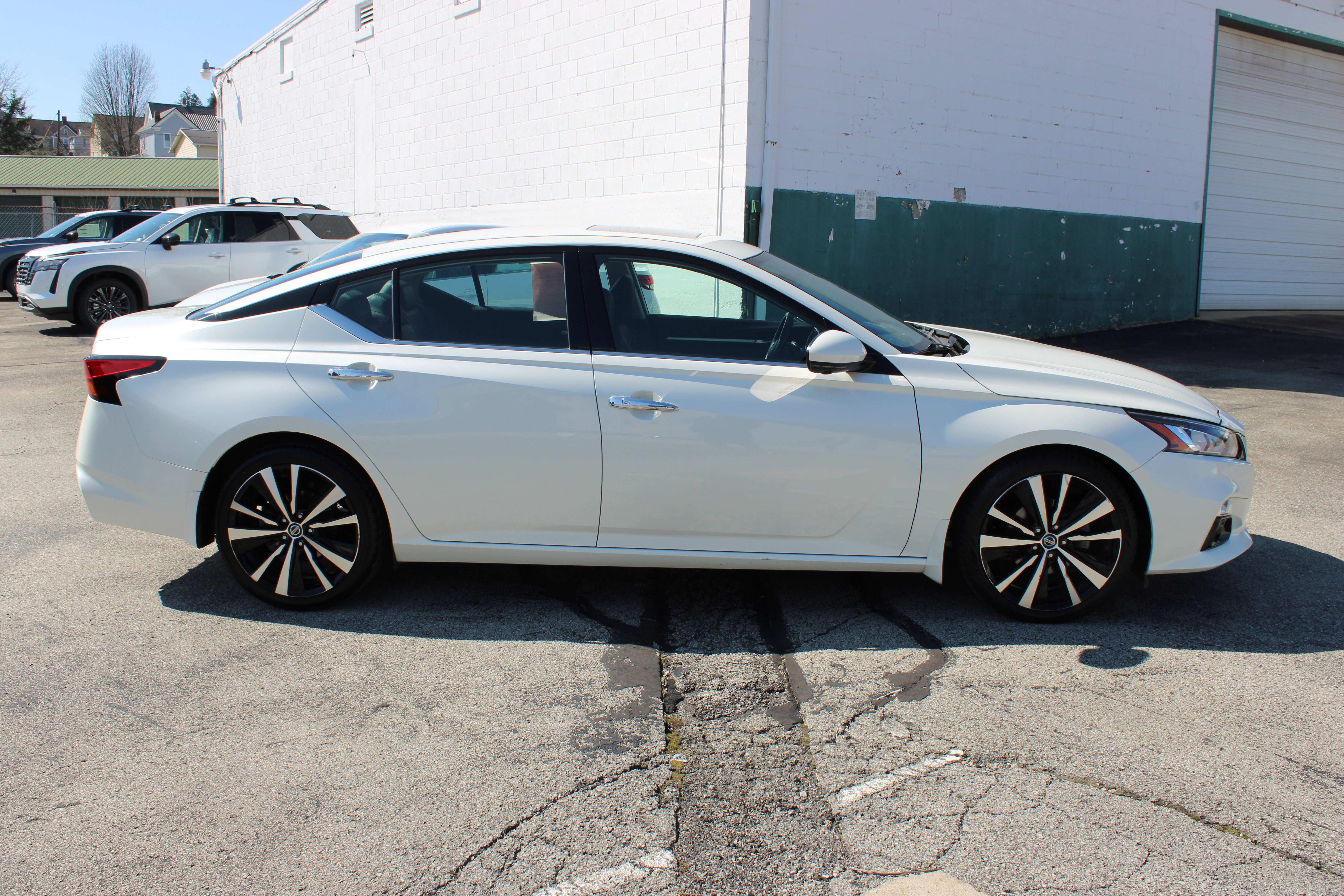 Used 2019 Nissan Altima 2.5 Platinum FWD image 7