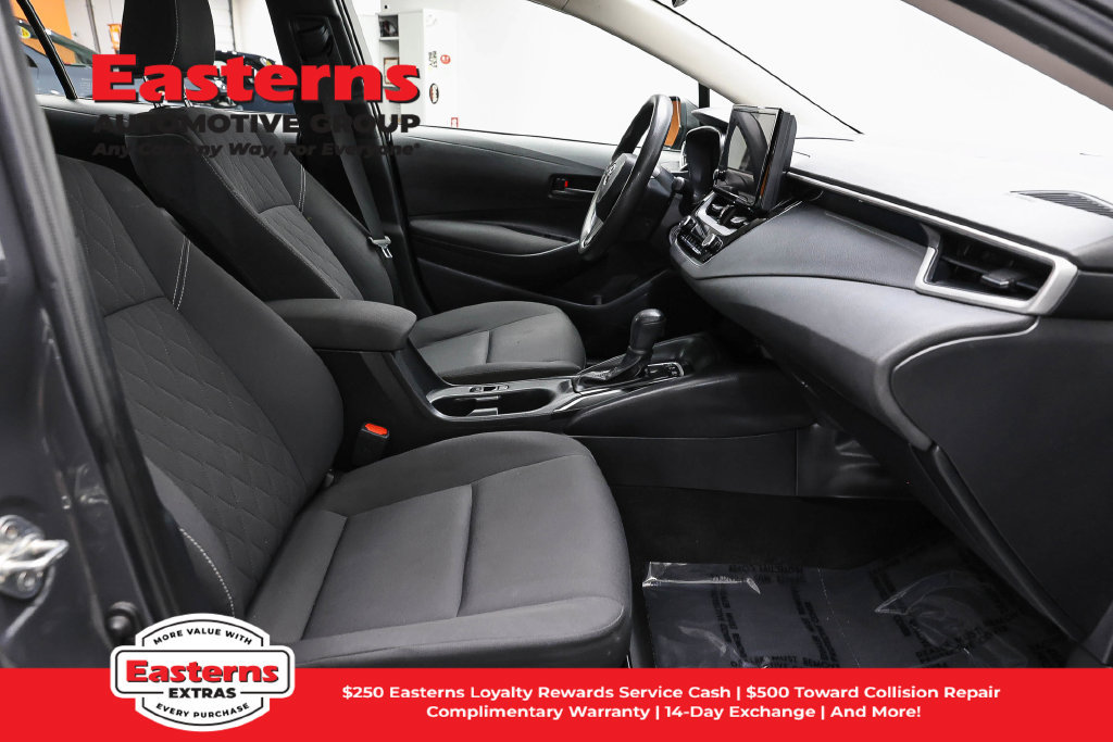 Used 2023 Toyota Corolla LE FWD image 21