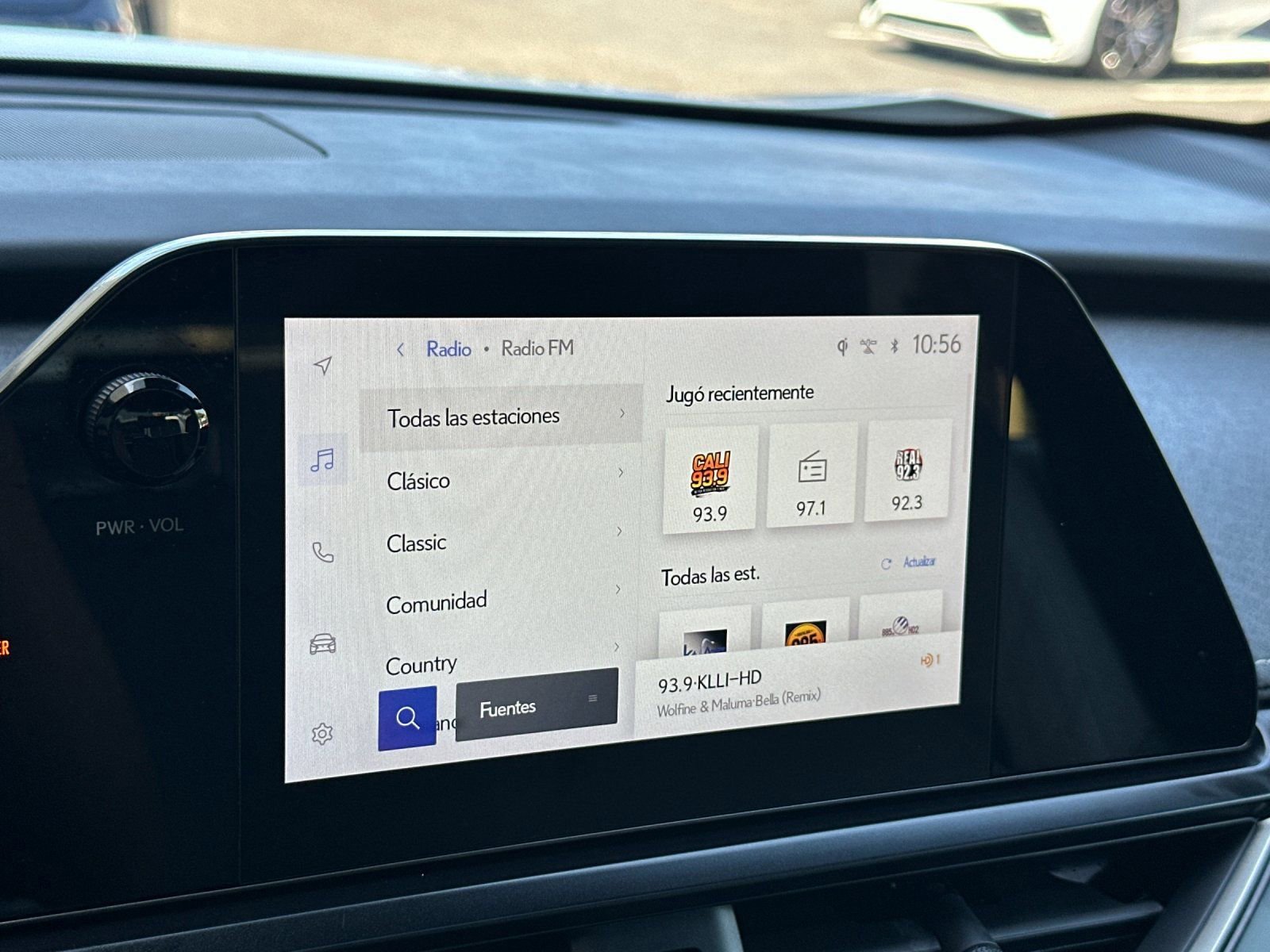 Used 2024 Lexus UX 250h FWD image 21