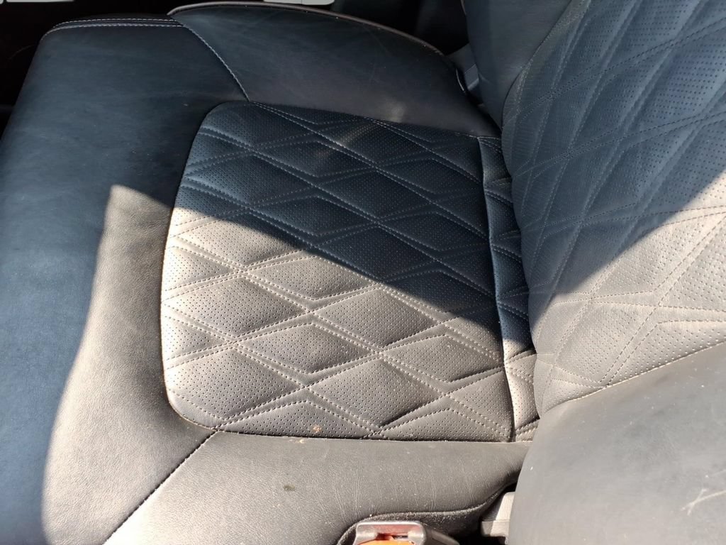 Used 2021 Nissan Armada Platinum w/ Captain's Chairs Package RWD image 24