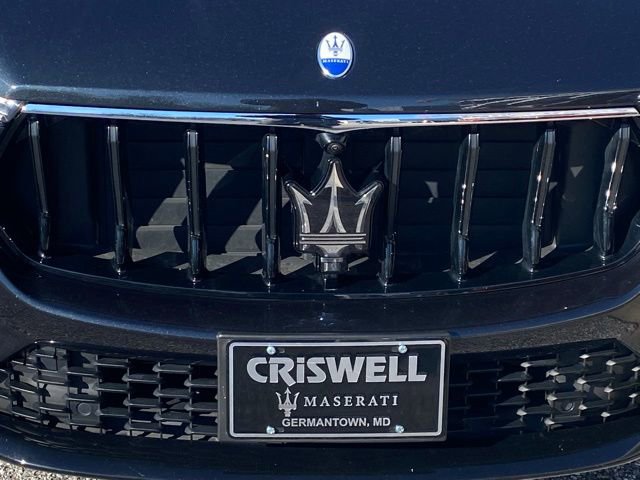 Used 2023 Maserati Levante Modena image 11