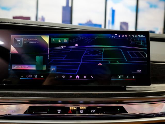 Used 2026 BMW 740i xDrive image 18