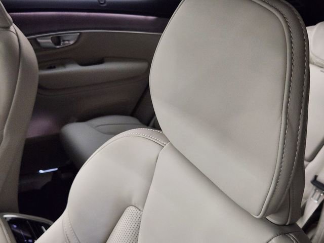 New 2026 Volvo XC90 B6 Ultra w/ Protection Package AWD/4WD image 15