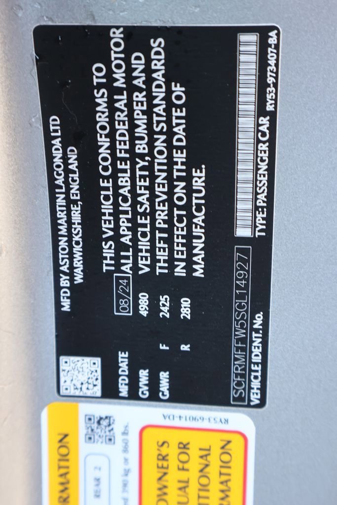 Used 2025 Aston Martin DB12 Coupe image 27