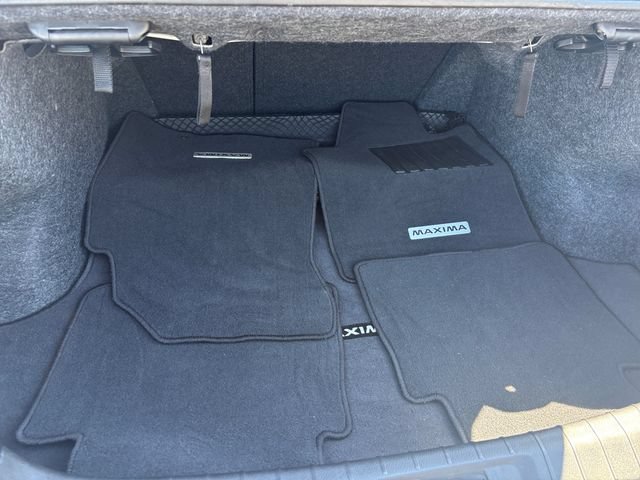 Used 2023 Nissan Maxima SR w/ Sport Mat Group FWD image 19