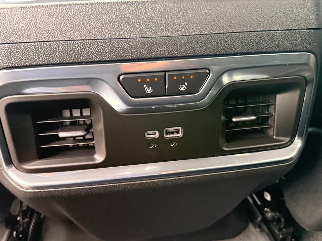 New 2026 GMC Sierra 1500 Denali w/ Technology Package AWD/4WD image 39