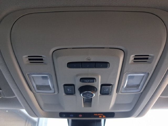 Used 2021 GMC Yukon XL Denali RWD image 8