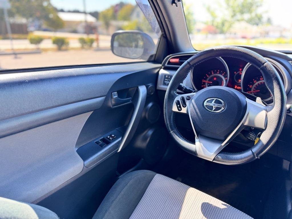 Used 2015 Scion tC FWD image 10