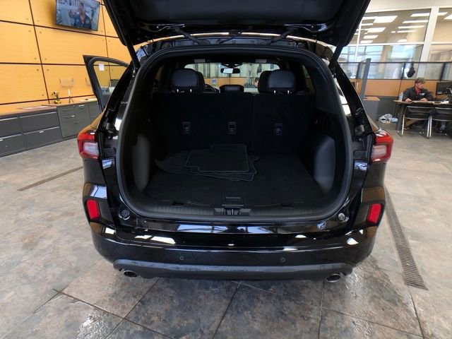 Used 2025 Ford Escape ST-Line Elite w/ Premium Technology Package image 21