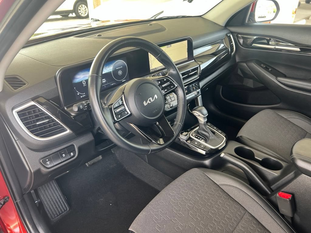 Certified 2024 Kia Seltos S AWD/4WD image 6