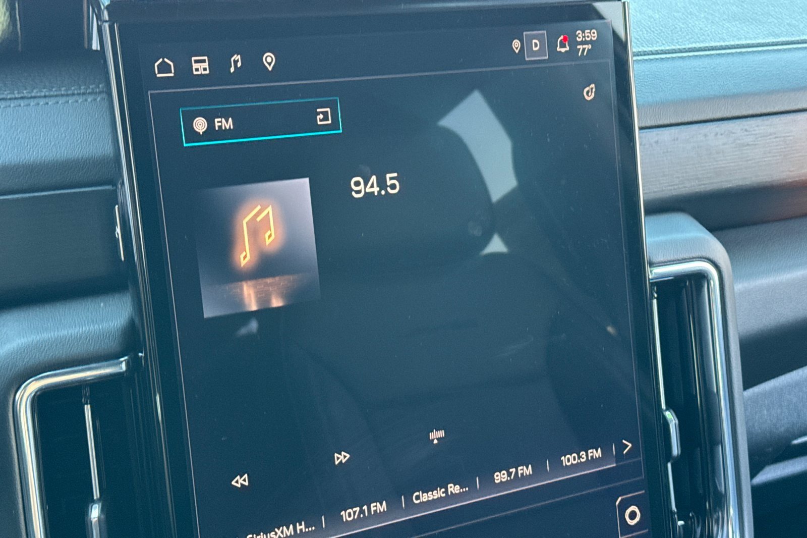 Used 2025 GMC Yukon Denali image 26