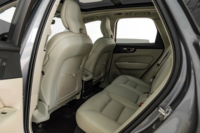 Used 2021 Volvo XC60 T8 Inscription Expression w/ Advanced Package AWD/4WD image 34