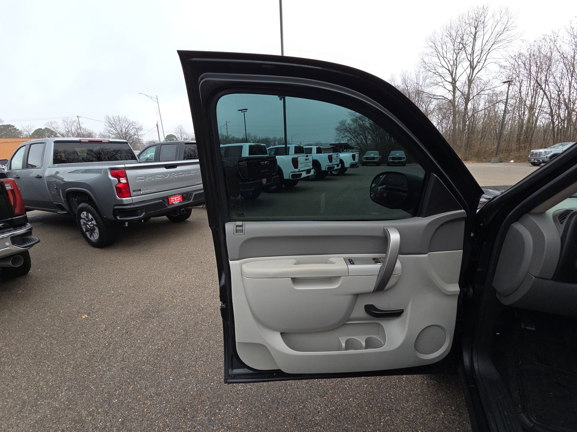 Used 2010 Chevrolet Silverado 1500 W/T w/ LS Package image 13