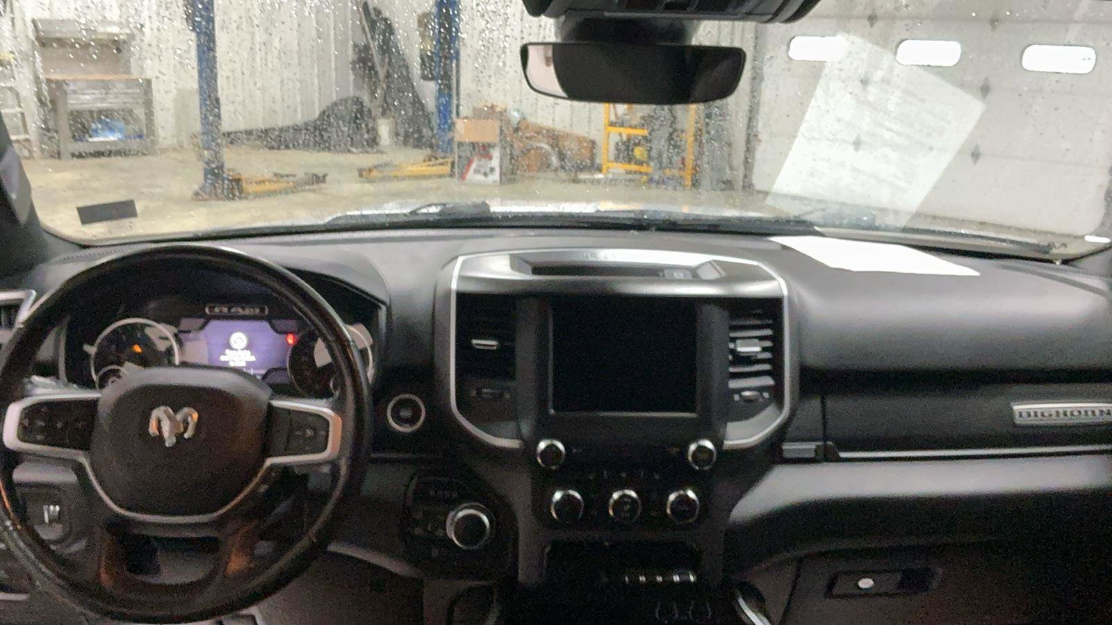 Used 2020 RAM 1500 Big Horn AWD/4WD image 18