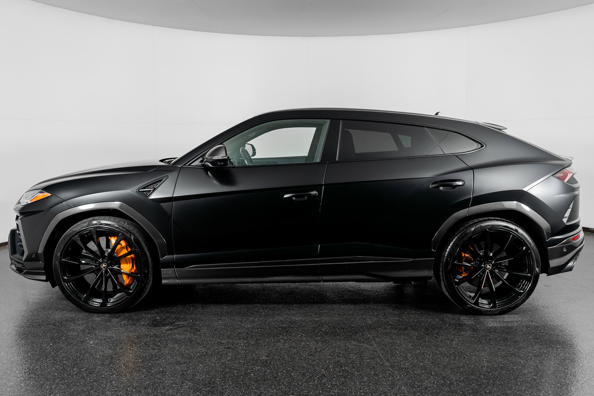Used 2022 Lamborghini Urus image 16