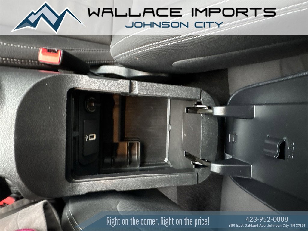 Used 2020 Ford Mustang EcoBoost image 19