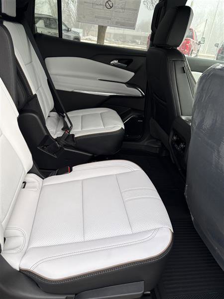 New 2026 Chevrolet Traverse High Country w/ LPO, Floor Liner Package image 13