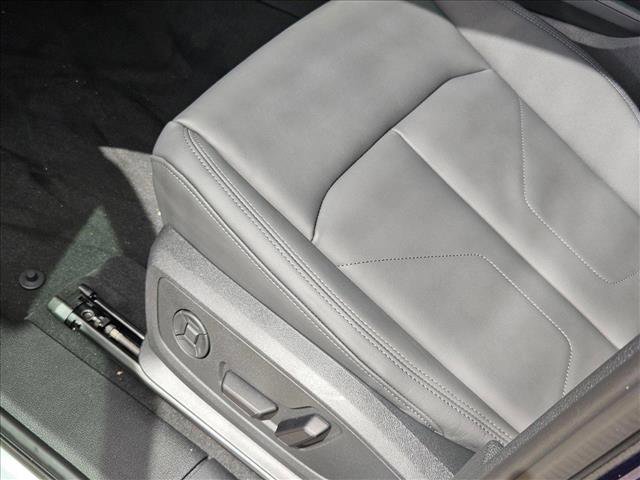 New 2025 Audi Q3 2.0T Premium w/ Convenience Package image 4