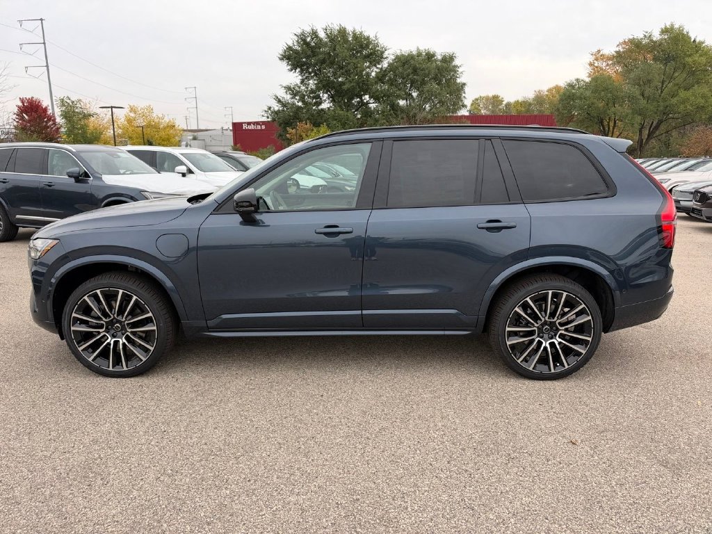 New 2027 Volvo XC90 T8 Ultra AWD/4WD image 2
