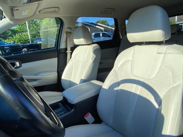 Used 2022 Kia Sorento S AWD/4WD image 14