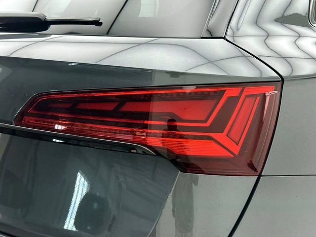 Used 2023 Audi SQ5 Premium Plus w/ Premium Plus Package AWD/4WD image 7