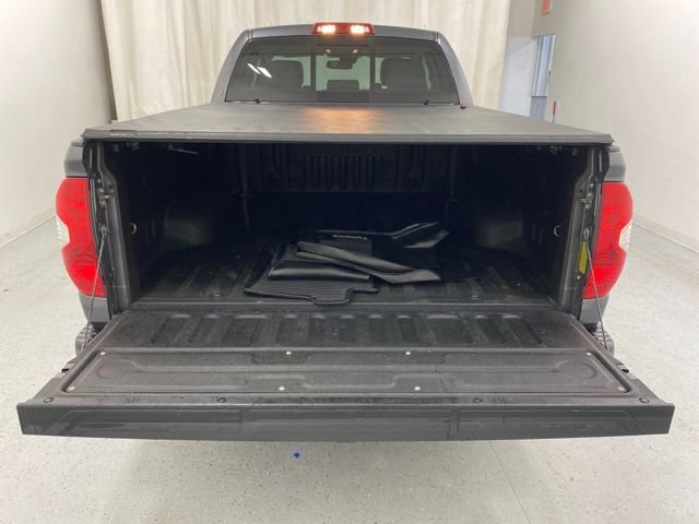 Used 2018 Toyota Tundra Limited w/ Limited Premium Package AWD/4WD image 40