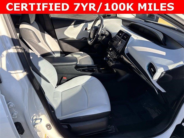 Used 2019 Toyota Prius XLE image 9