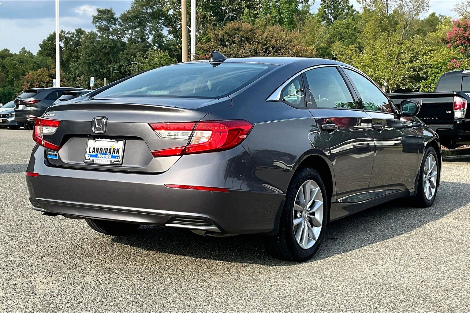 Used 2021 Honda Accord LX image 2