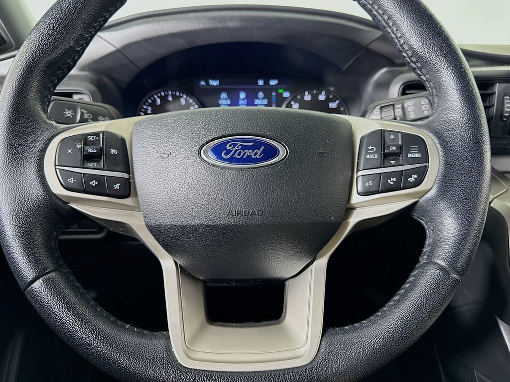 Used 2021 Ford Explorer XLT RWD image 36