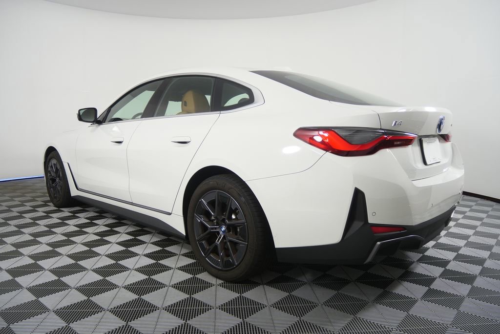 Certified 2023 BMW i4 eDrive35 RWD image 2