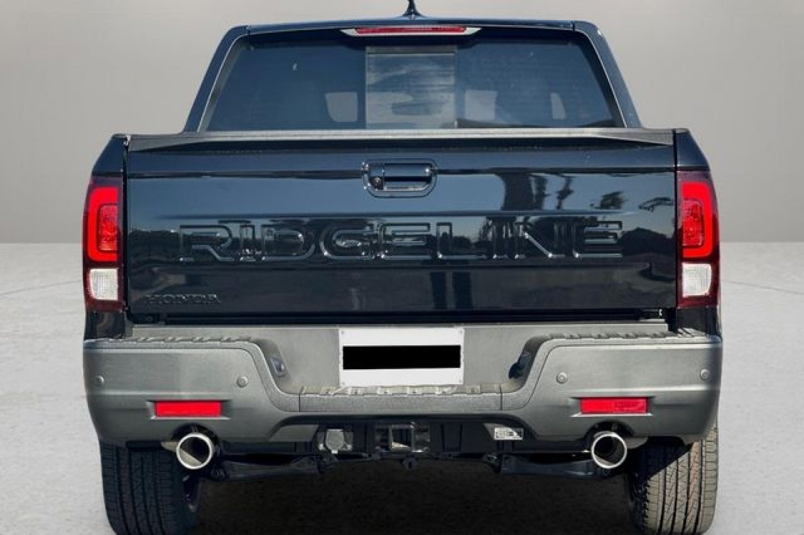 New 2026 Honda Ridgeline Black Edition image 4