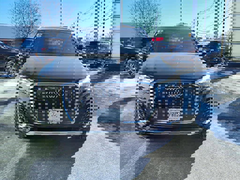 Used 2025 Audi Q7 3.0T Premium Plus image 2