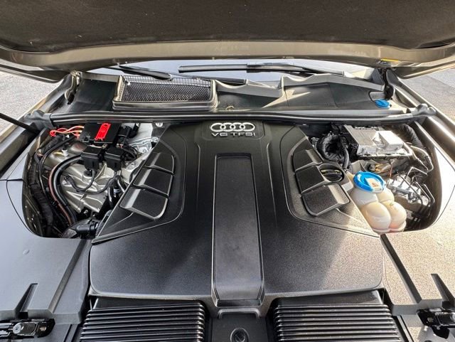 Used 2017 Audi Q7 3.0T Premium Plus image 2