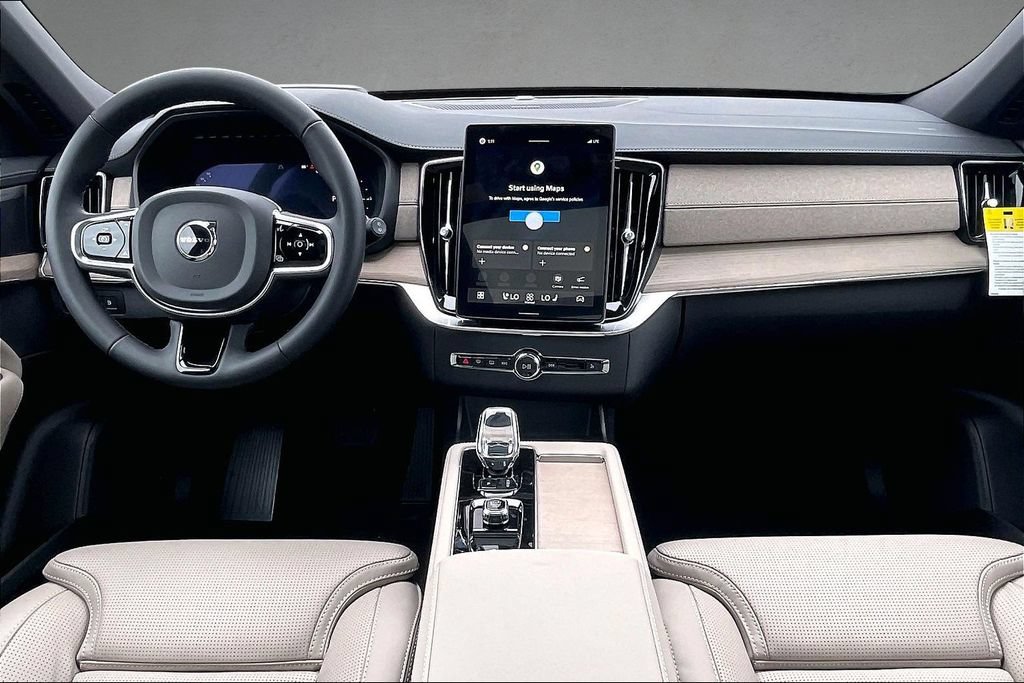 New 2026 Volvo XC90 T8 Ultra w/ Protection Package Premier AWD/4WD image 6