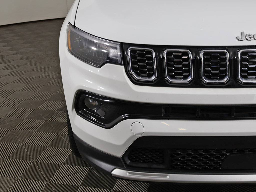 Used 2024 Jeep Compass Limited AWD/4WD image 12