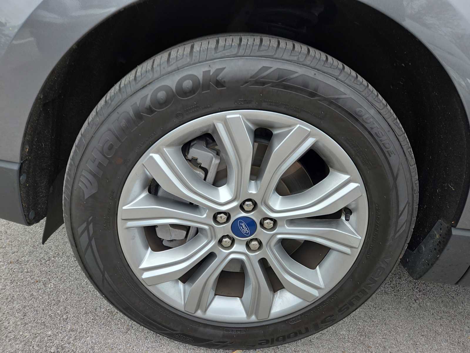 Used 2022 Ford Edge Titanium image 8