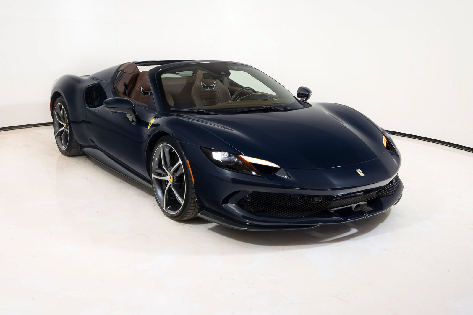 Certified 2023 Ferrari 296 GTS RWD image 1
