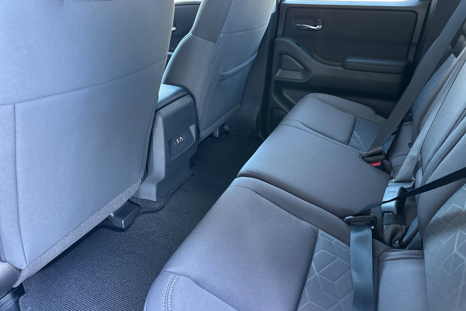 New 2026 Nissan Frontier SV w/ Tow Package RWD image 14