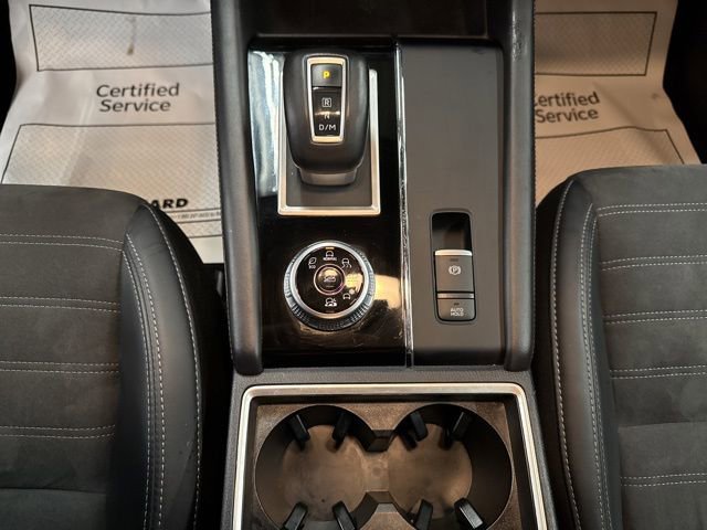 Used 2024 Mitsubishi Outlander SE image 17