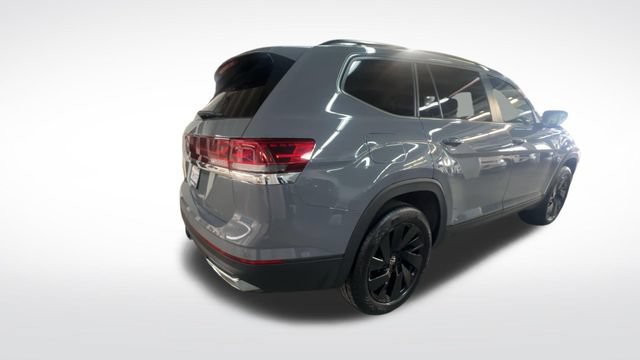 Certified 2025 Volkswagen Atlas SE FWD image 9