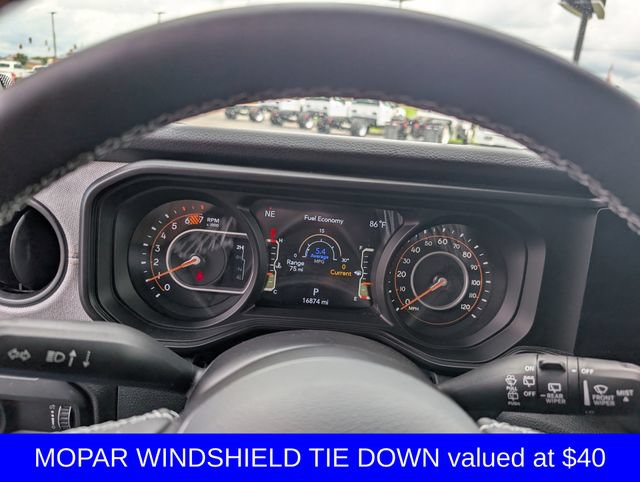 Used 2025 Jeep Wrangler Sport AWD/4WD image 16