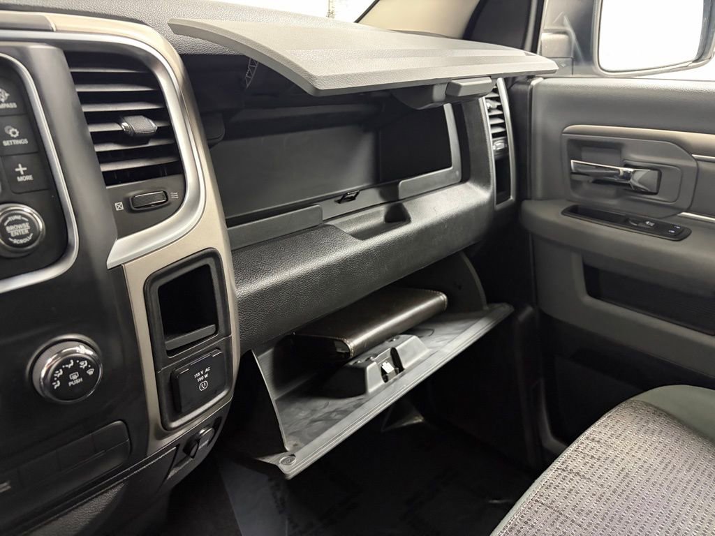 Used 2015 RAM 1500 Big Horn image 25