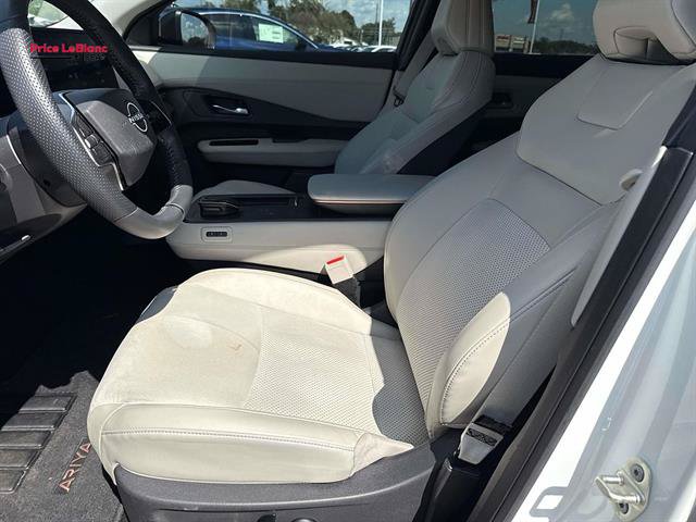 Used 2025 Nissan Ariya FWD image 16