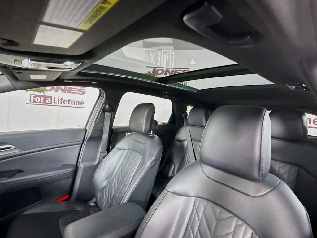 Certified 2023 Kia Sportage X-Line w/ X-Line Premium Package AWD/4WD image 12