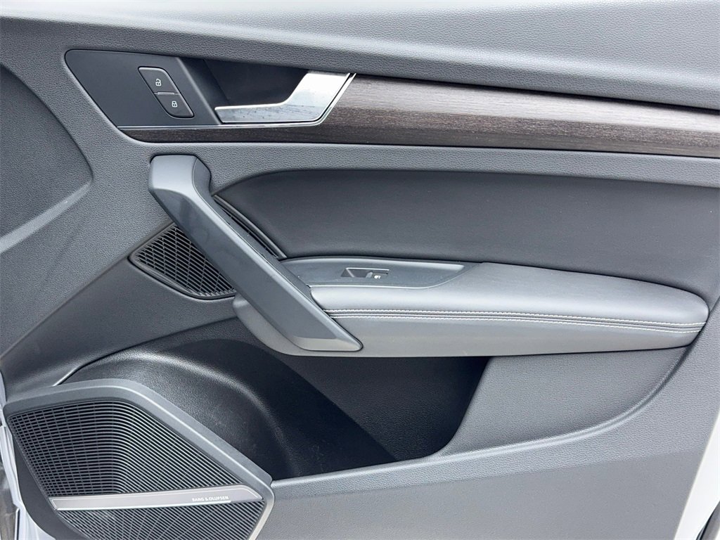 Used 2022 Audi Q5 2.0T Premium Plus w/ Premium Plus Package image 49