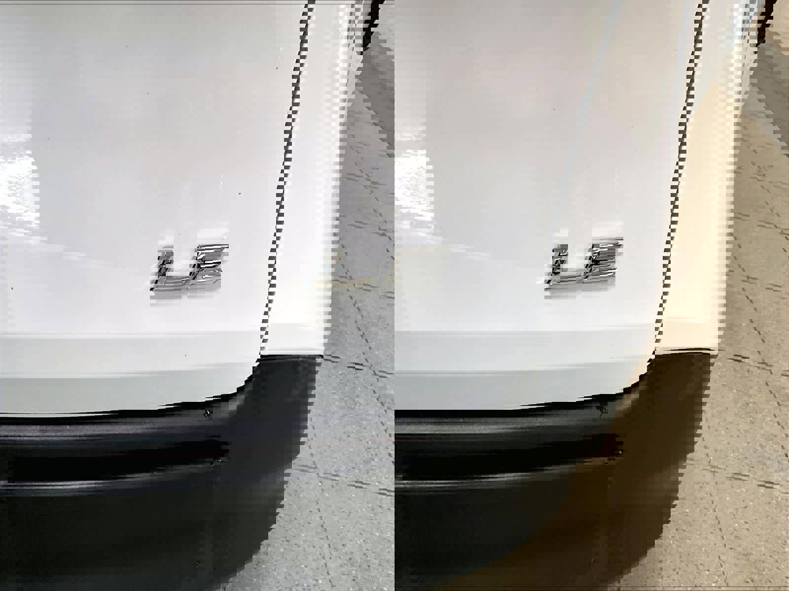 Used 2025 Toyota Sienna LE image 29