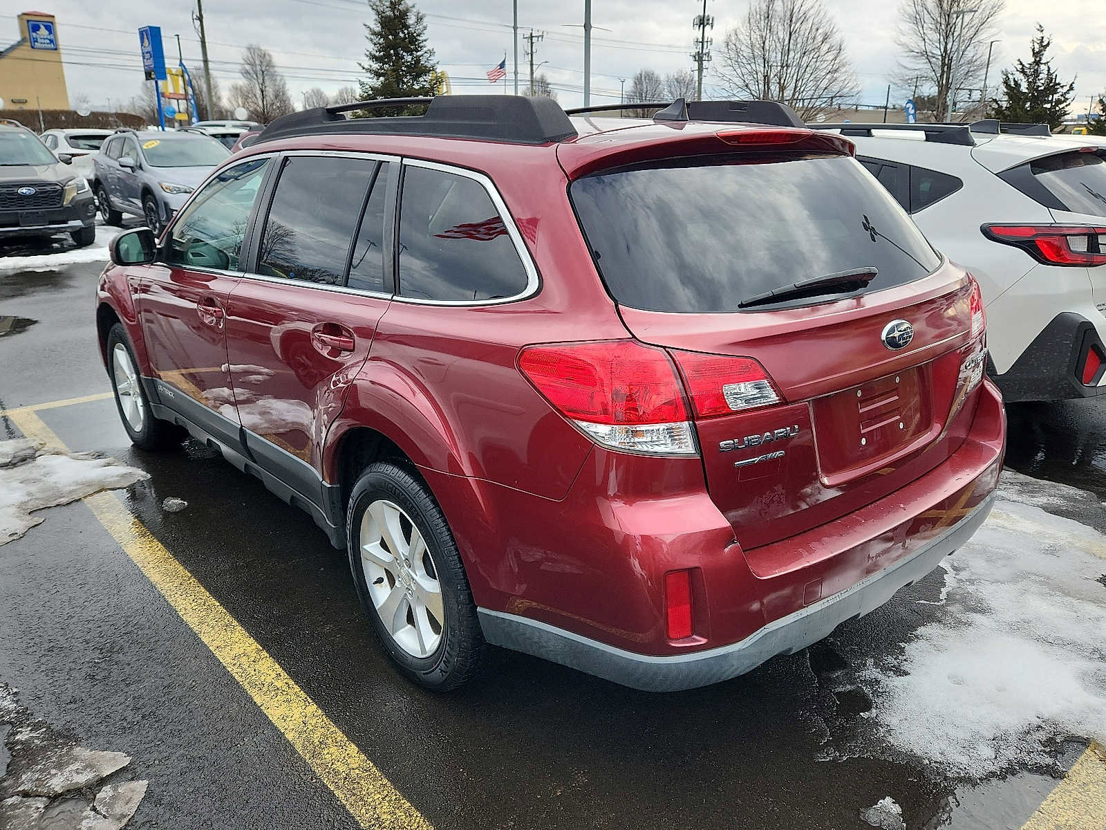 Used 2014 Subaru Outback 2.5i Limited image 4