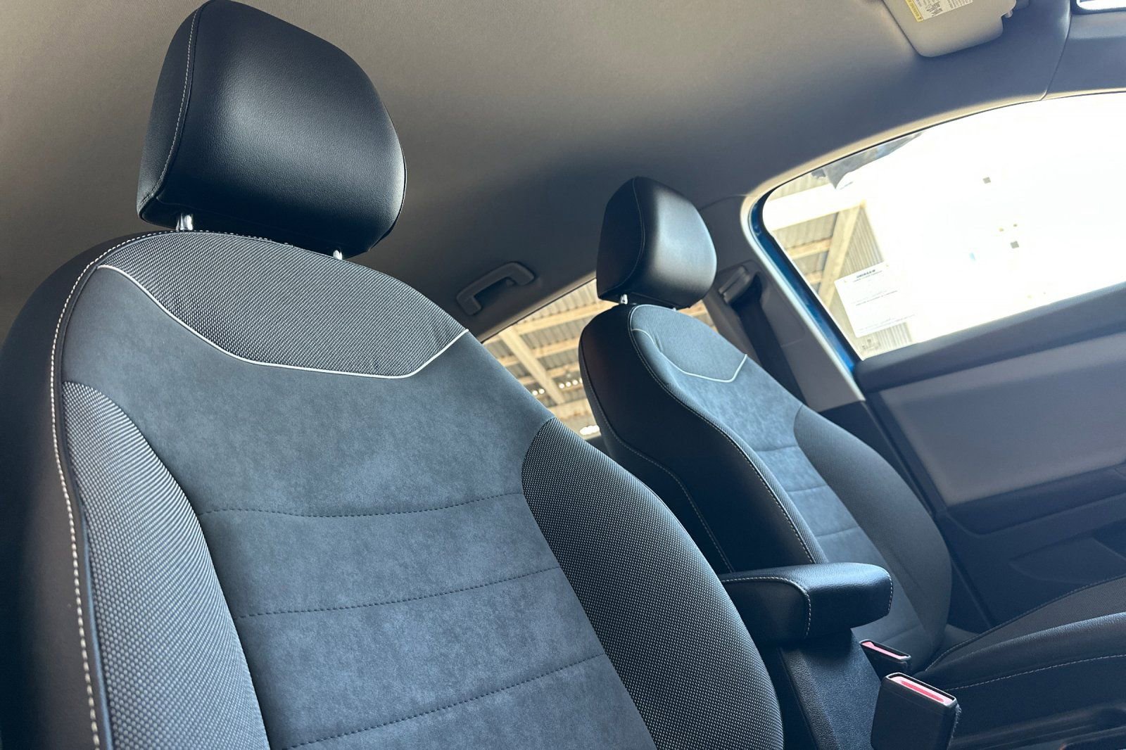 Used 2023 Volkswagen Taos SE FWD image 18